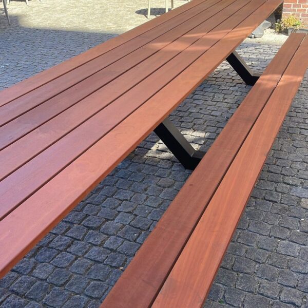 Picnic Table - Housewood Signature Custom