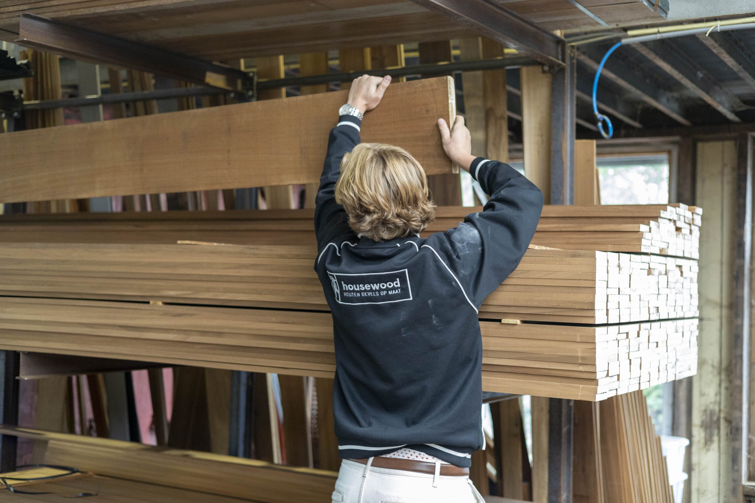 team lokaal housewood houten gevels